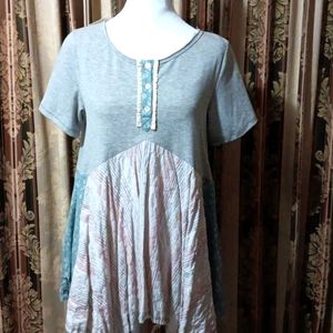 Heather gray mixed print tunic NWT
